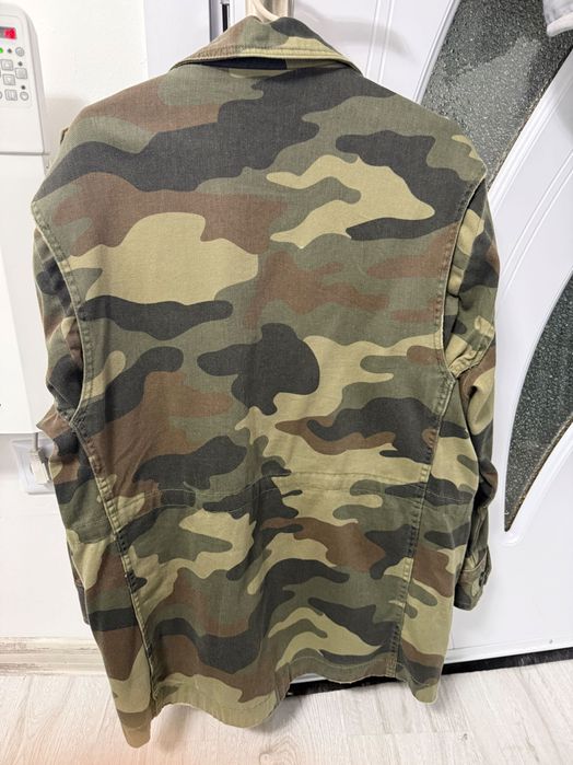 Дамско камуфлажно яке Zara