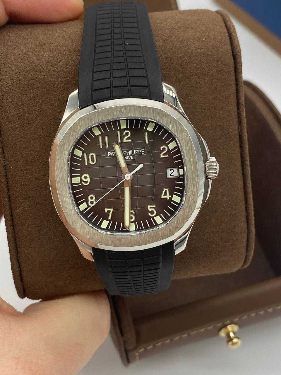 Patek Philippe Aquanaut 5167A-001 Watch Black Dial