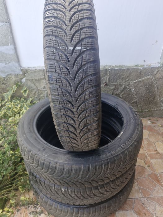 Гуми 155 70 19 зимни Bridgestone