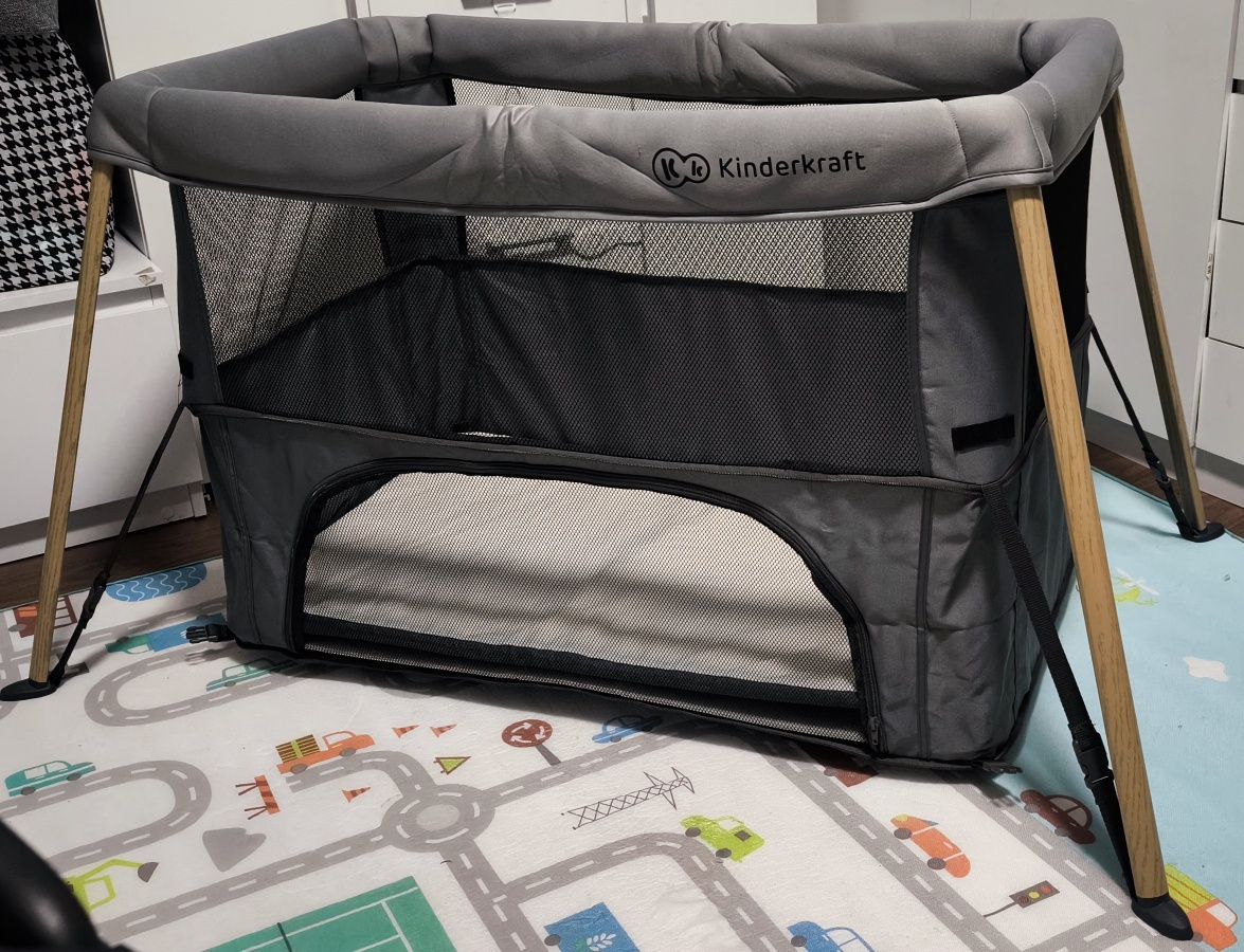 KinderKraft Patut-tarc 2-în-1 Movi gri/lemn