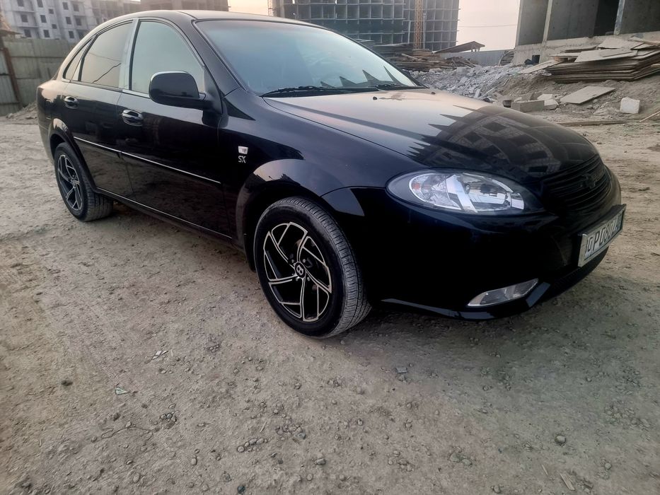 Gentra sotiladi. 2022 yil benzin