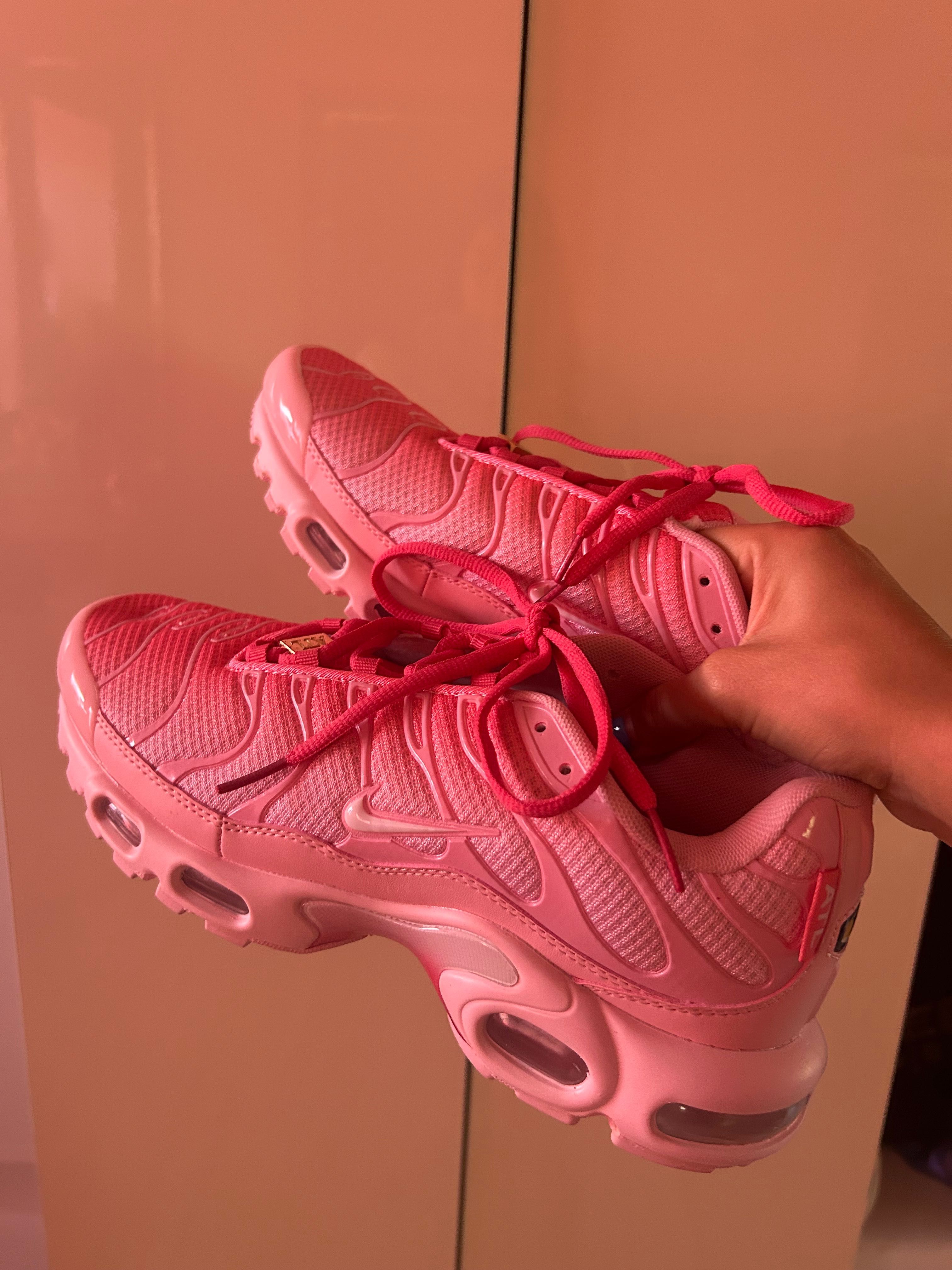 Nike Air Max Plus розови нови, лимитирано издание