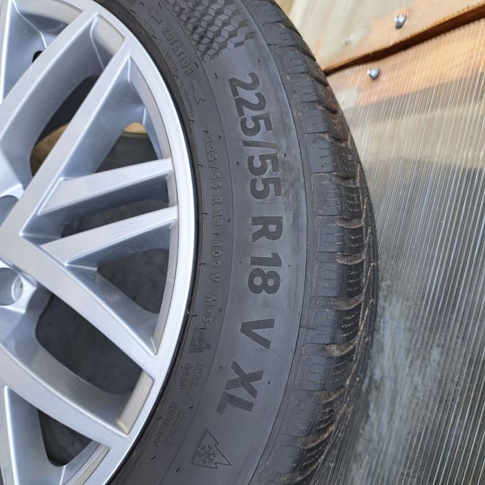 Set roti 5x114,3/8J/R18/ET40/225/55/18/IARNA/dot.38/2021 ca Noi