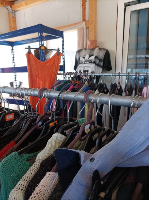 Haine second-hand de vînzare