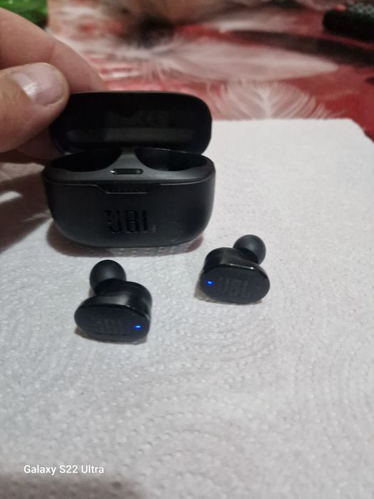 Căști wireless JBL Tune 130NC TWS.