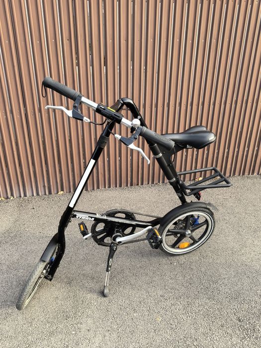Bicicleta pliabila Strida