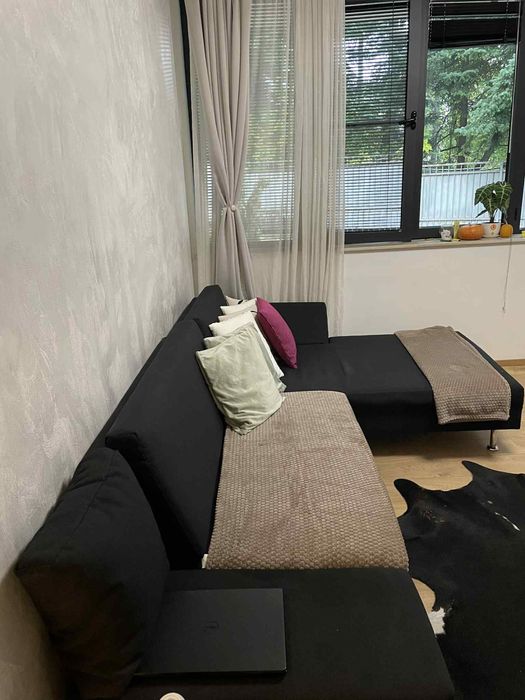 Продавам ъглов диван