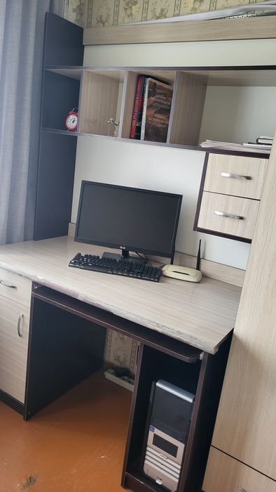 Компьютерный стол-парта