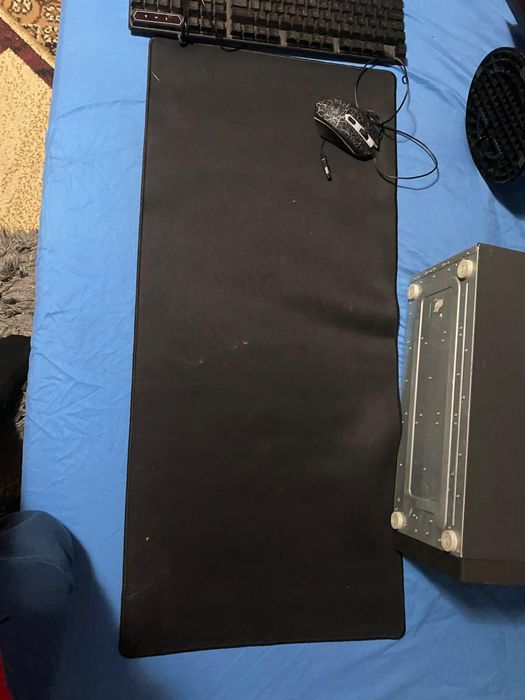 Vand/schimb pc,monitor,volan cu pedale,mouse,mouse pad,tastatura