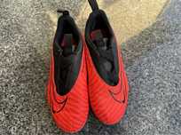 set 2 perechi adidasi