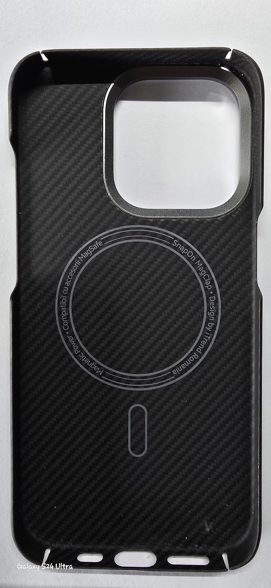 Husa carbon Iphone 15 Pro + accesorii
