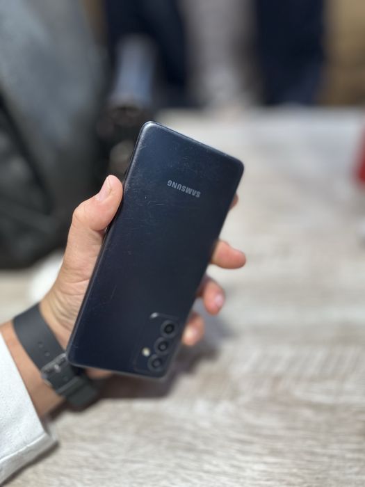 Samsung Gallaxy A82 5G Ideal