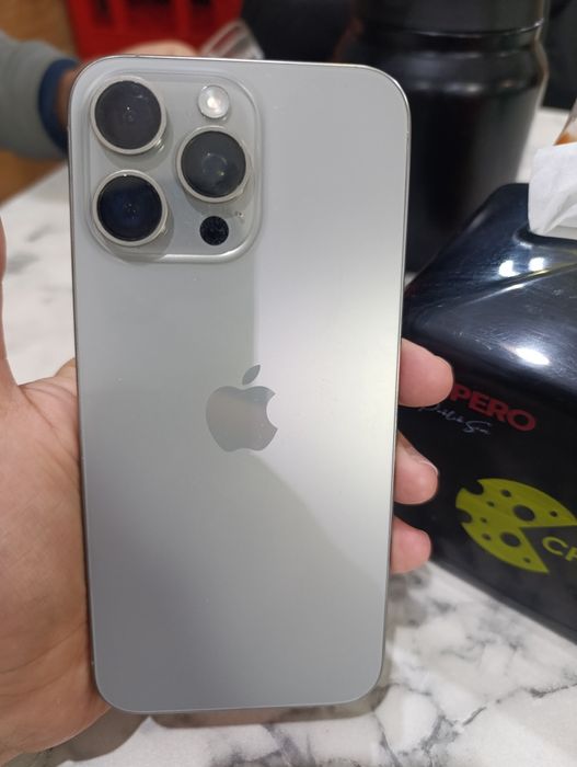 Iphone 15 pro max 256gb karobkali