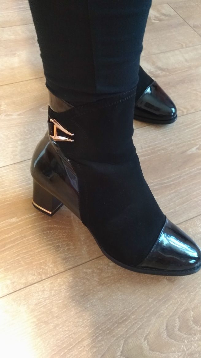 Botine/ ghete cu toc nr 41