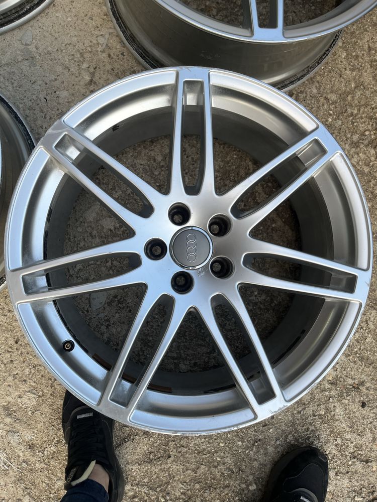 Джанти Audi Q5 5x112 20 8.5 j et33