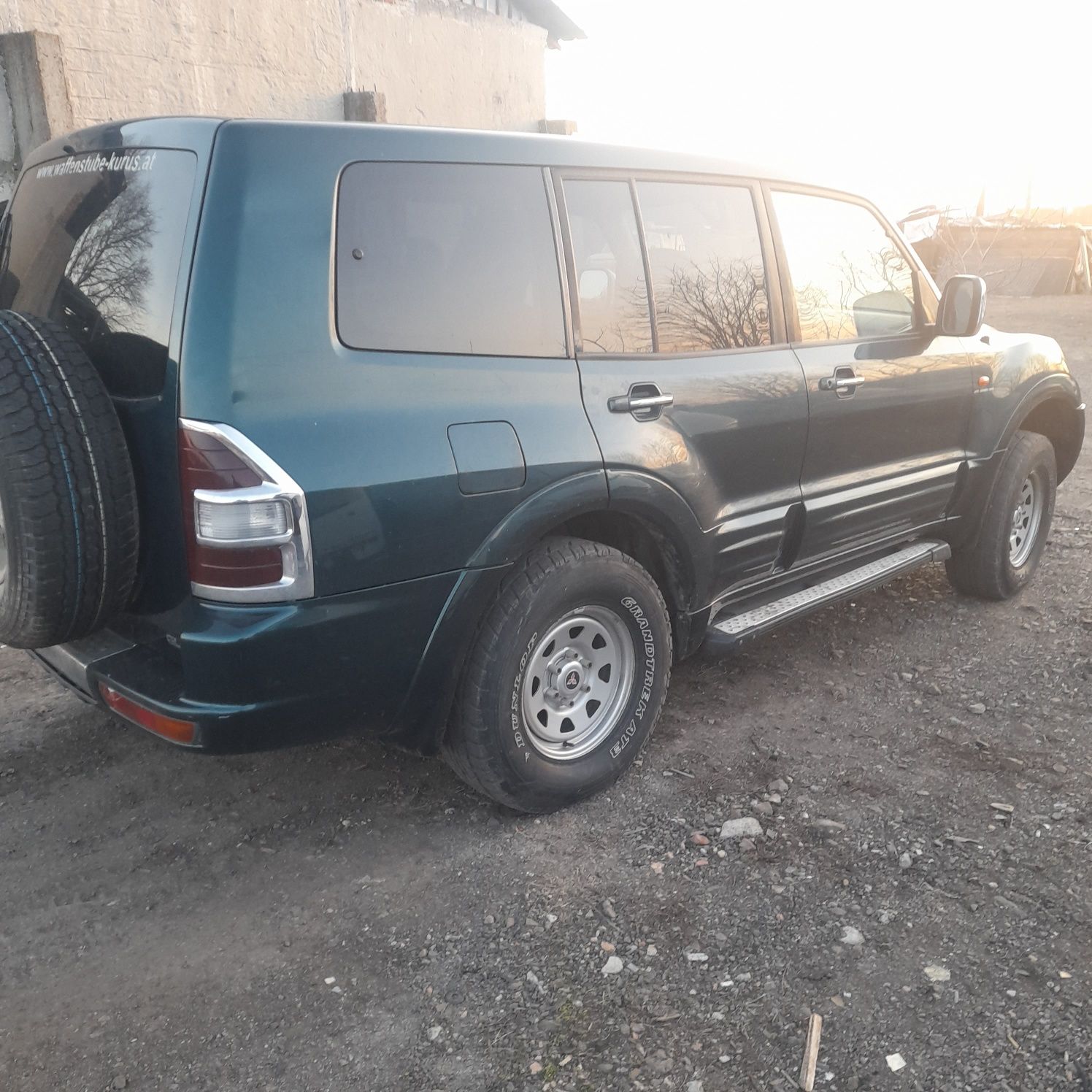 Mitsubishi pajero 3,5 на части