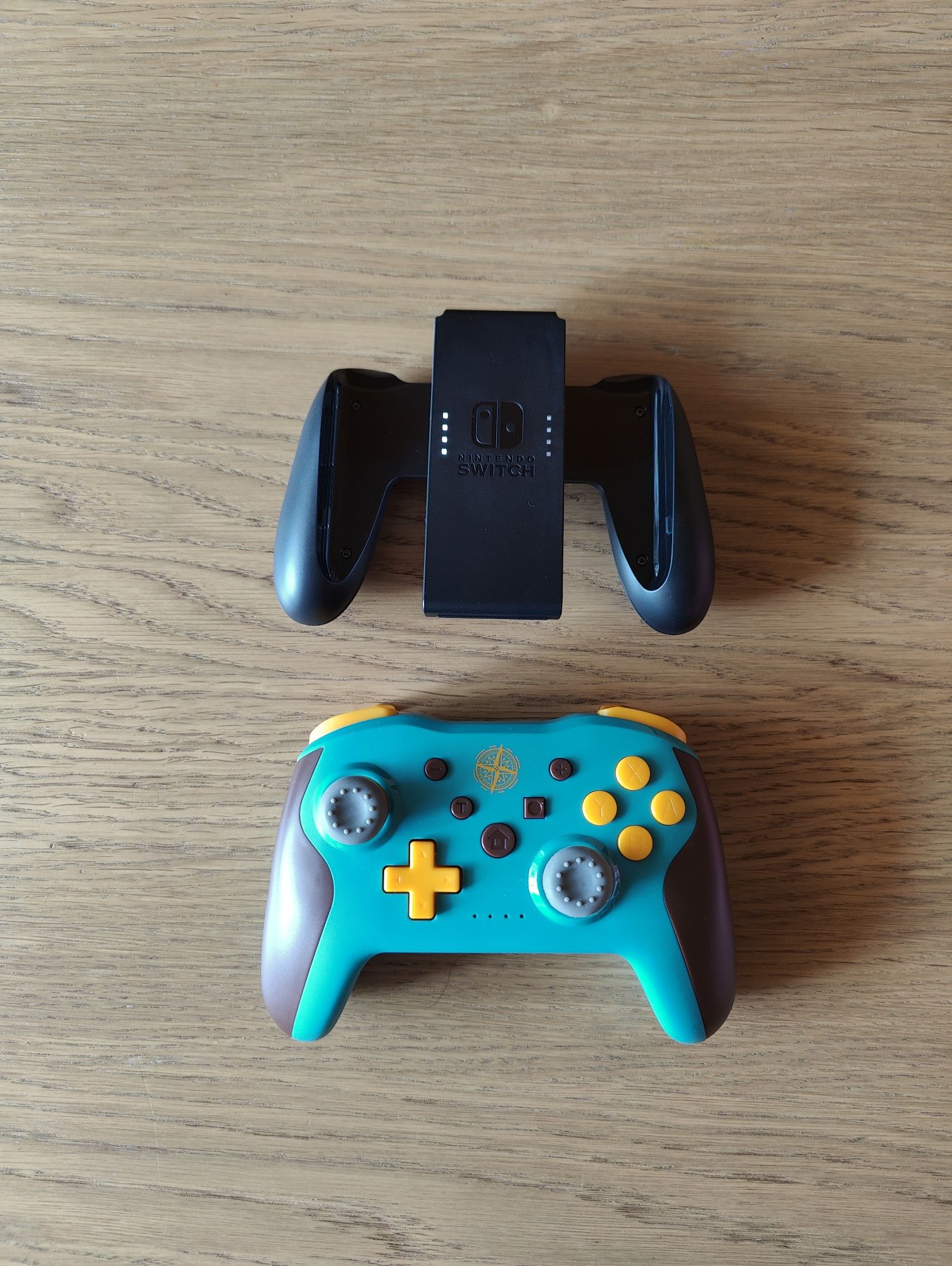 Nintendo Switch OLED + 4 игри