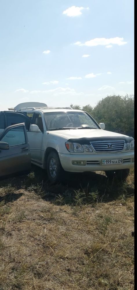 Продам lexus LX 470