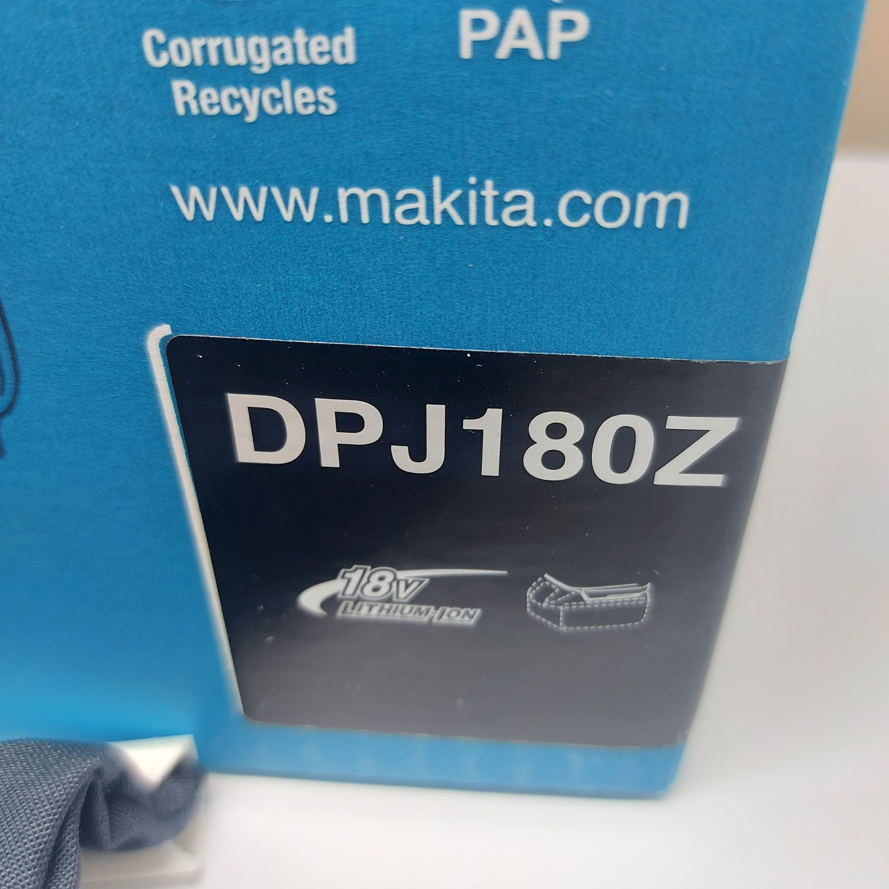 Акумулаторна фреза за дибли тип бисквитки Makita DPJ180Z