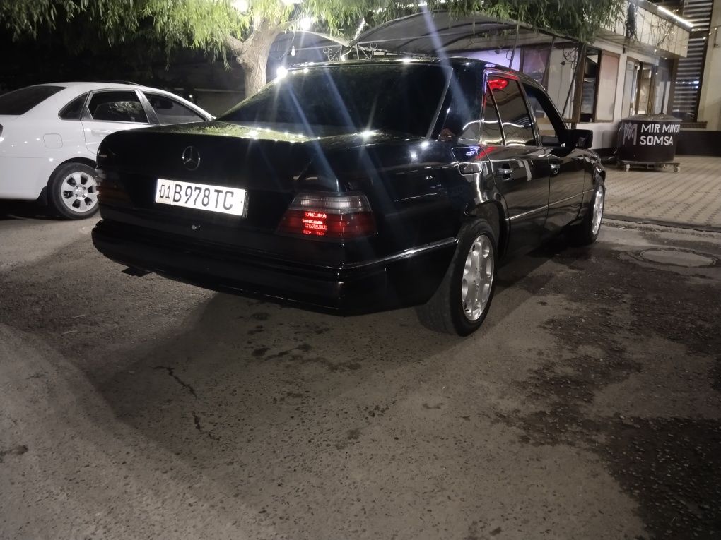 Срочно продам W 124 M 104 двигатель объемом 3.2
