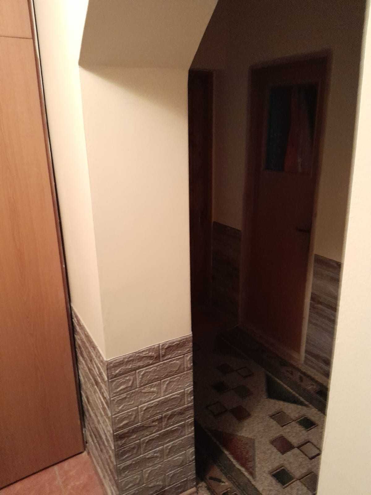 Vand apartament 2 camere ZIMNICEA