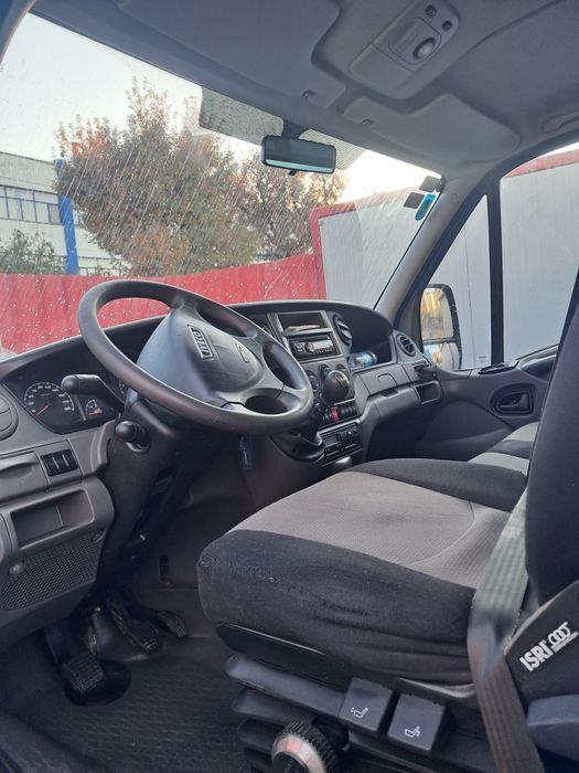 Iveco daily basculabil cu macara