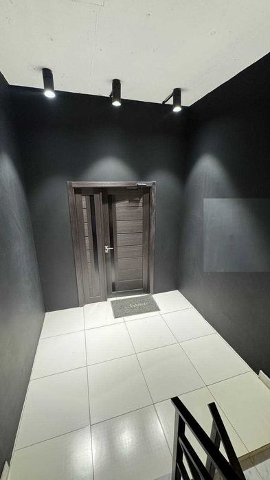 Продаётся отдельно стоящее здание в М.Улугбекском р-не (Дархан)