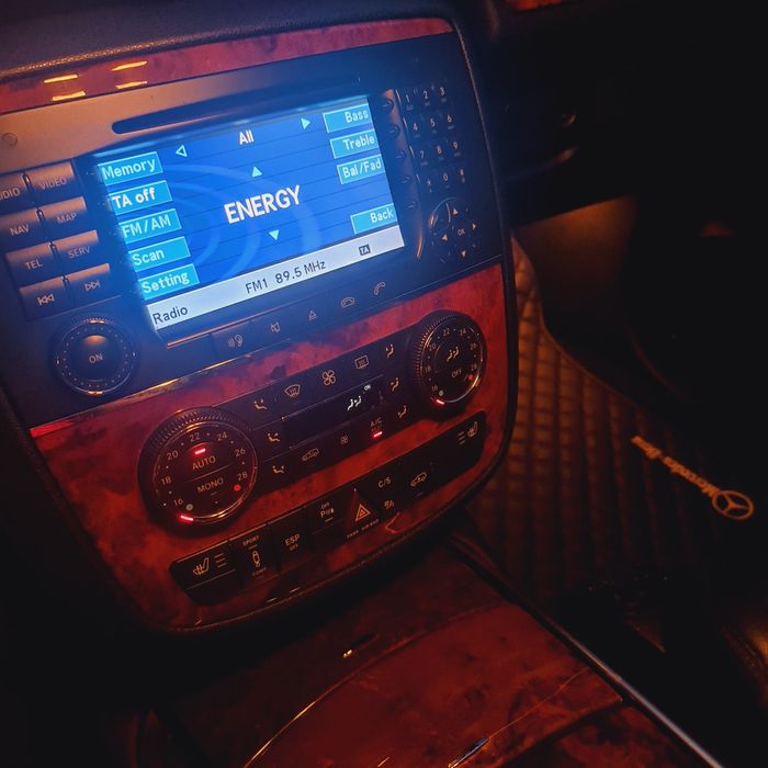 Продавам Mercedes Benz R class w 251