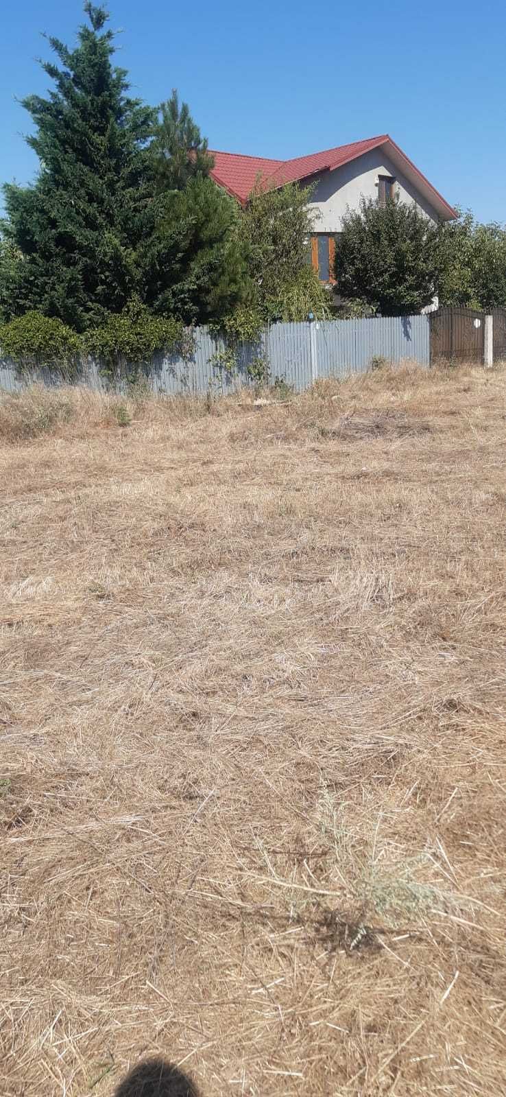 Vand  teren  intravilan  Sat Costi  23 euro mp Negociabil