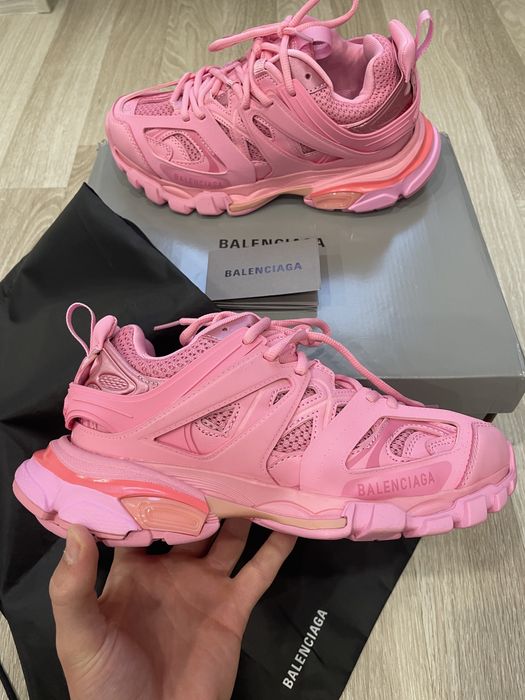 Balenciaga Track