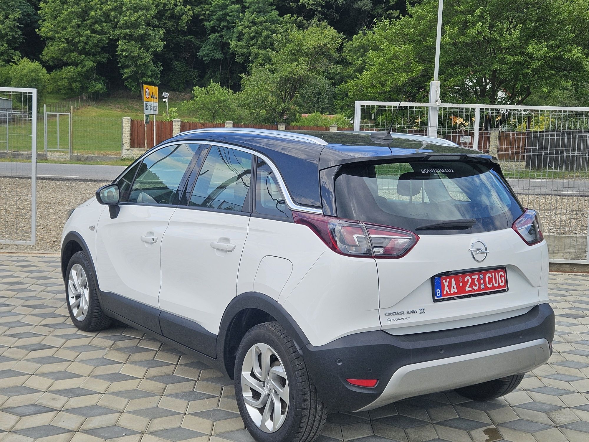 Opel Crossland X 1.5 Automat  din 2021!