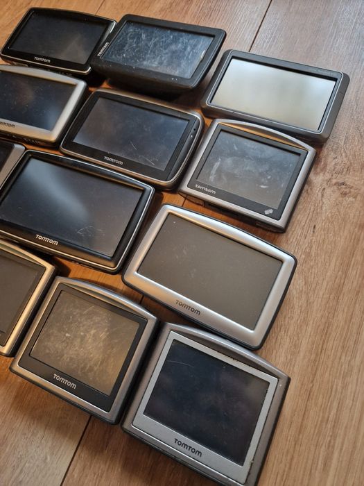 Vand lot GPS - Garmin si Tomtom