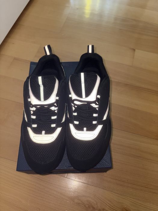 Dior b22 negri nefolositi