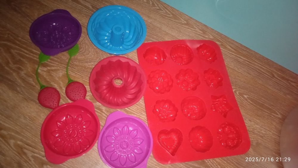 Селиконовые формы по 500 ТГ. Майкудук.