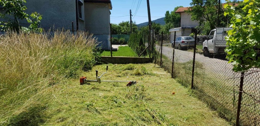 Рязане на опасни дървета и градински услуги