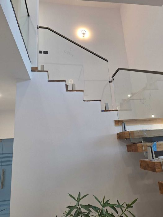 Balustrada de sticla