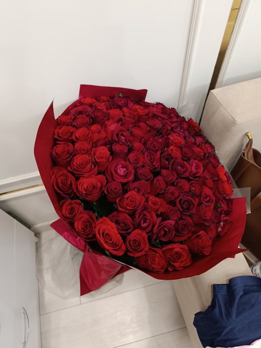 101 роза метровый