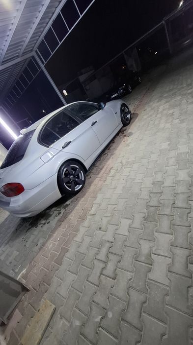 Vând jante 5×120 R17