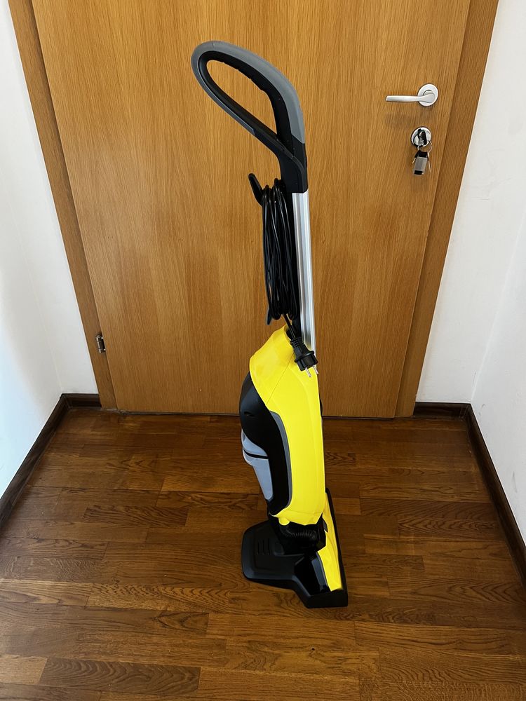 Подочистачка Karcher FC5