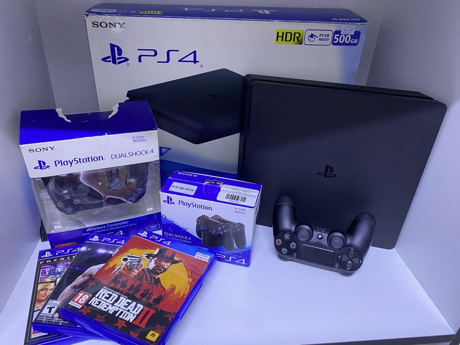 PlayStation 4 — Полная комплектация!