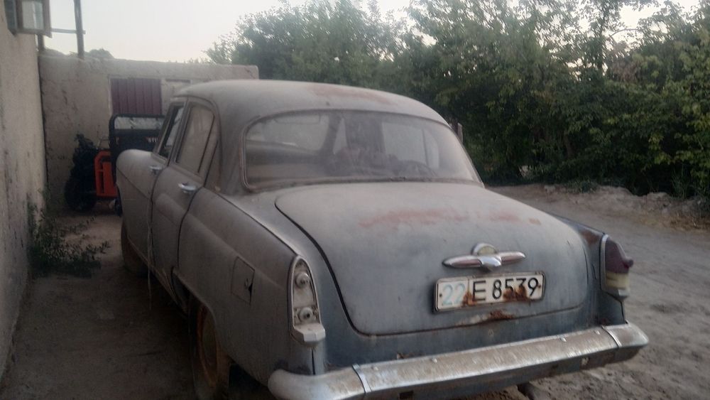 Vaz 21 mashin satiladi kima garak bolsa