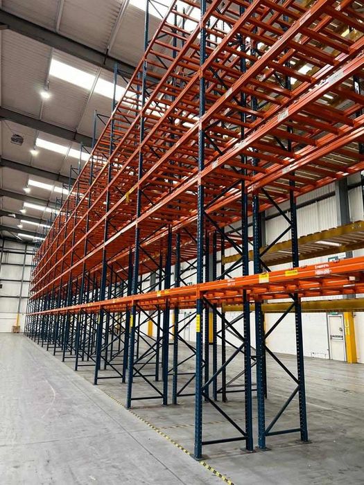 Rafturi metalice industriale