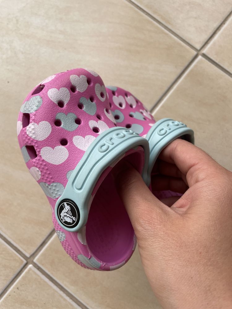 Бебешки чехли/сандали Crocs