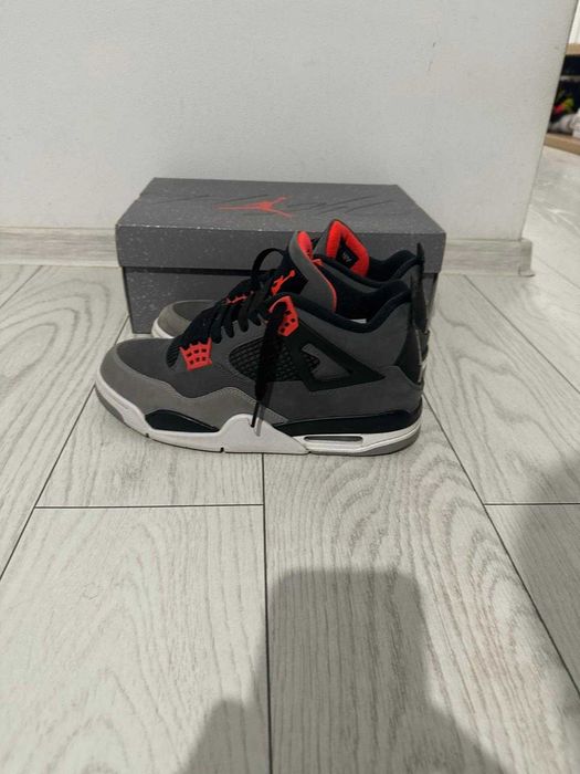 Jordan 4 retro infrared mărimea 41