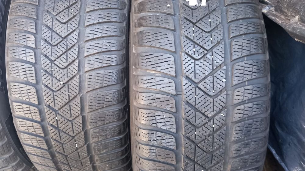 Set 225/45r18 iarnă marca Pirelli cu protecție jantă