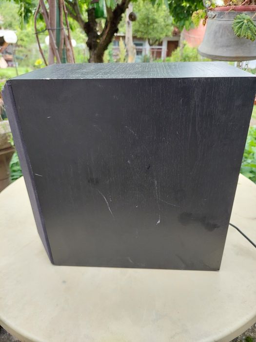 Активен субуфер марка Yamaha