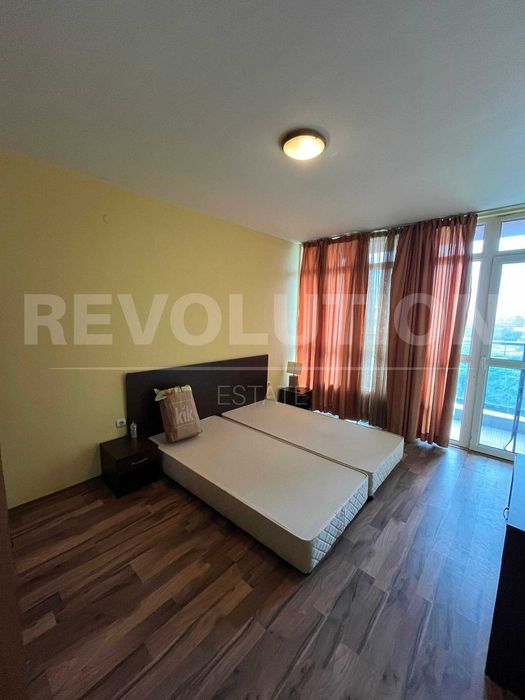 Дава се под наем Двустаен апартамент в Пловдив, Гагарин - 65 кв.м за 300 € - Снимка #2