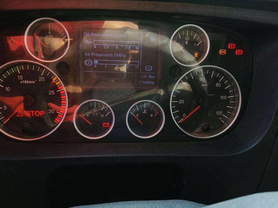 Howo   A7 komplekt prisepi bilan