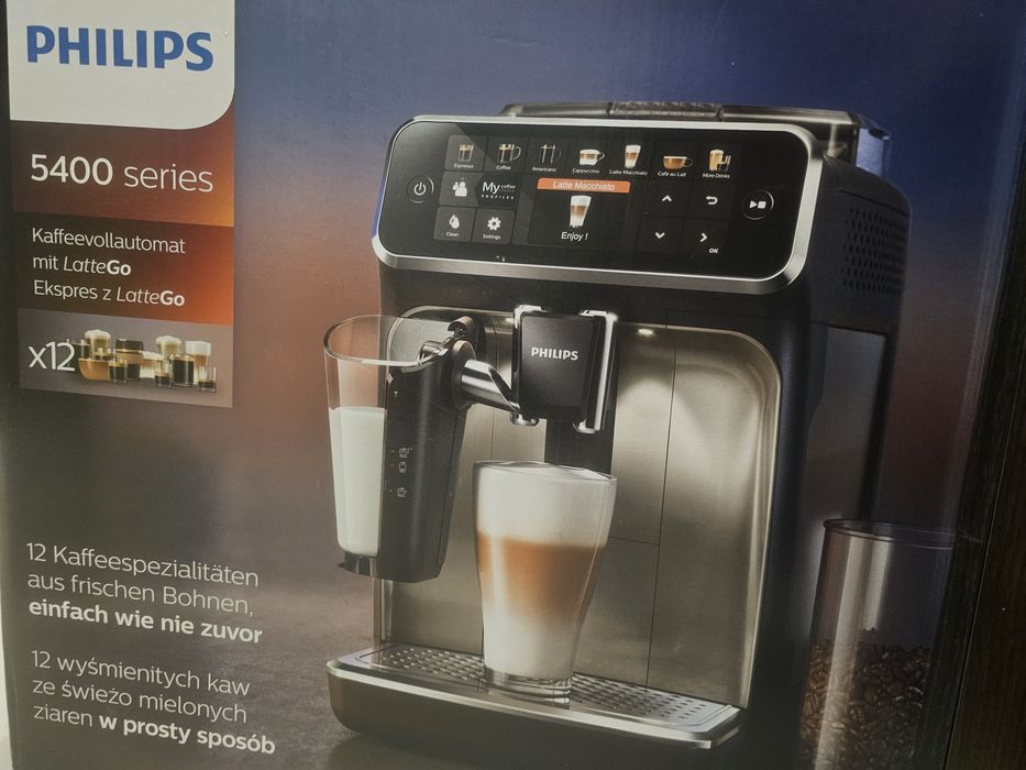 Vând espressor Philips Latte Go seria 5400