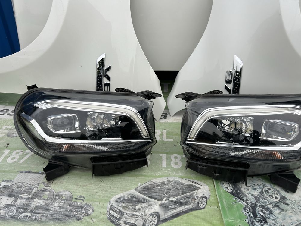 Aripă stânga față Mercedes  X Class X350 CDi 2019